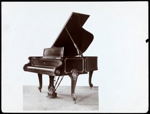 Un piano de Weber und Co., Nueva York, entre 1900-20 de Byron Company